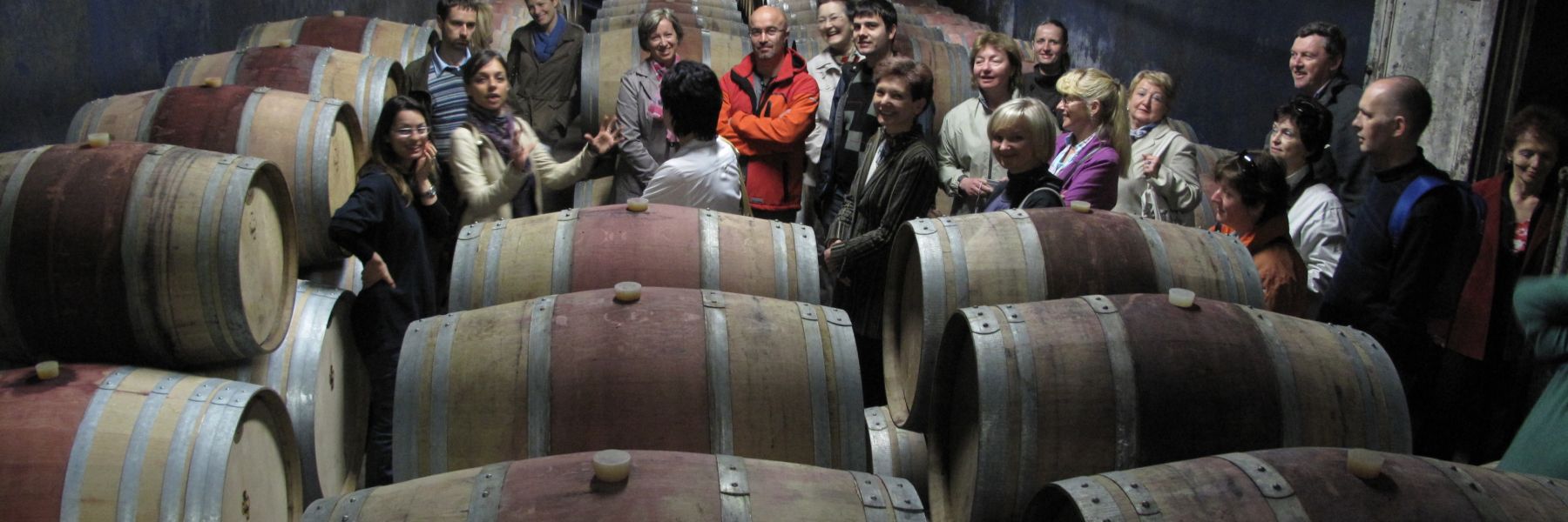 Vinařská turistika po stezkách historických vinařů a sklepů Chianti Classico s kvalifikovaným českým průvodcem.